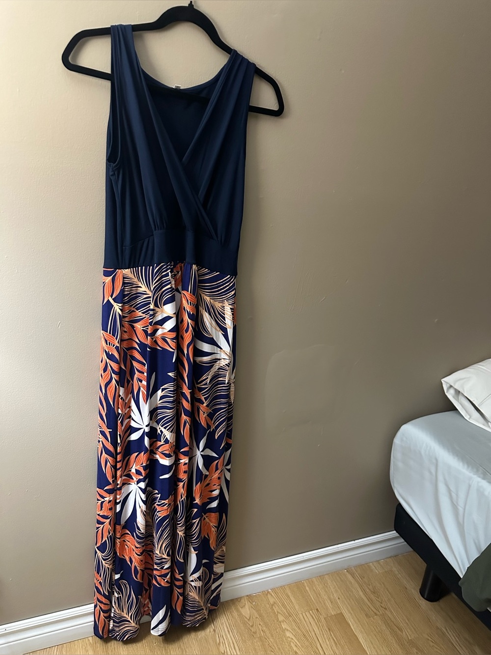 Tropical Palm Print V-Neck Empire Waist Maxi Dress with Pockets - Size L